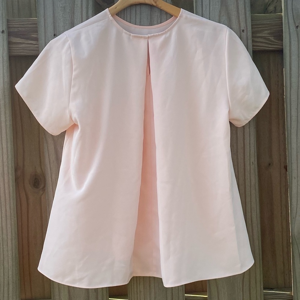 Drape Short Sleeved Blouse - Picture 2 of 4